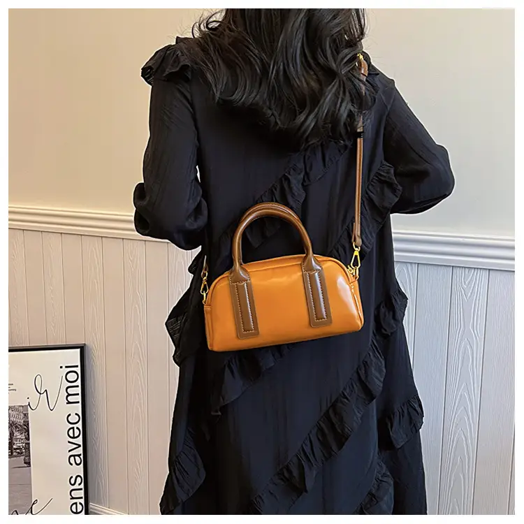 Black Korean Fashion Shoulder Messenger Bag 2024 — feature 18