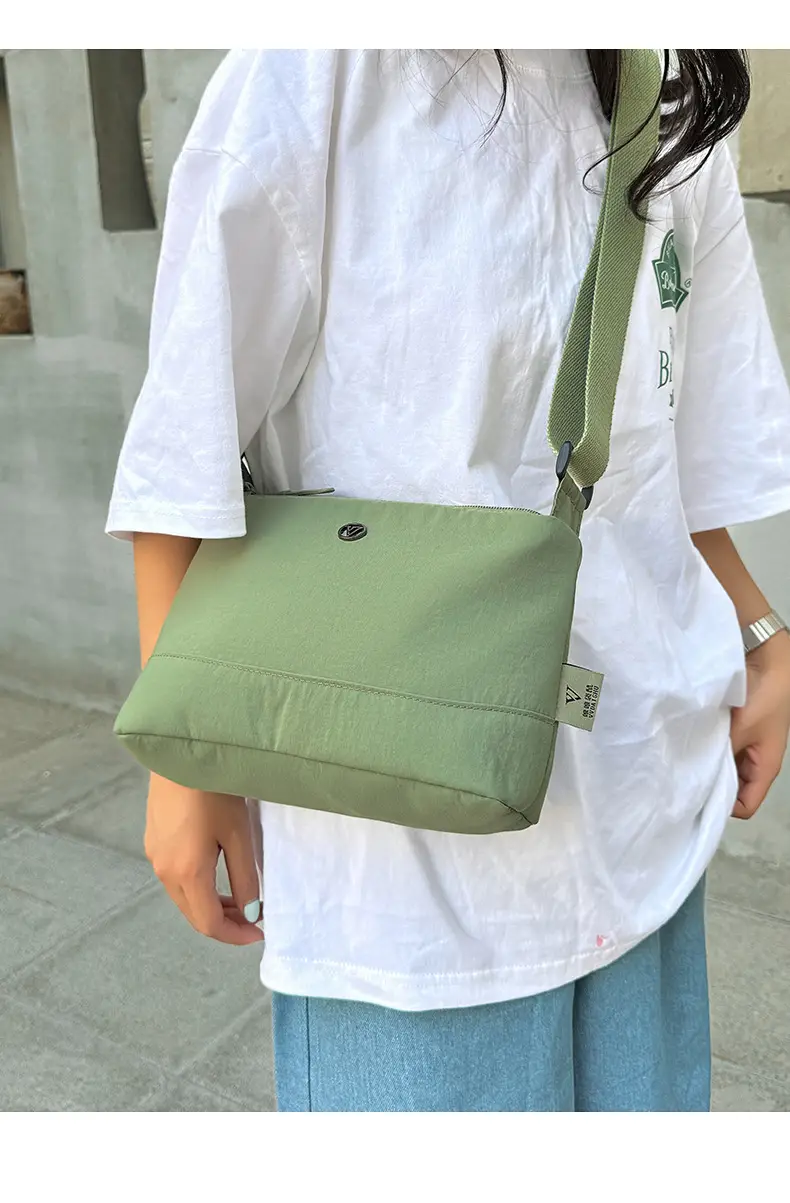 Women's Green Waterproof Crossbody Bag Nylon Oxford — feature 7