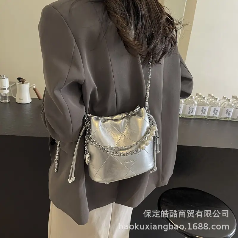 Silver Chain Crossbody Bag Women 2024 New Style - Image 2