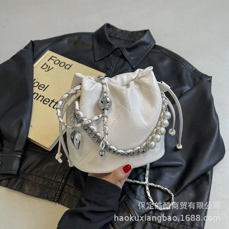 Silver Chain Crossbody Bag Women 2024 New Style - Image 3