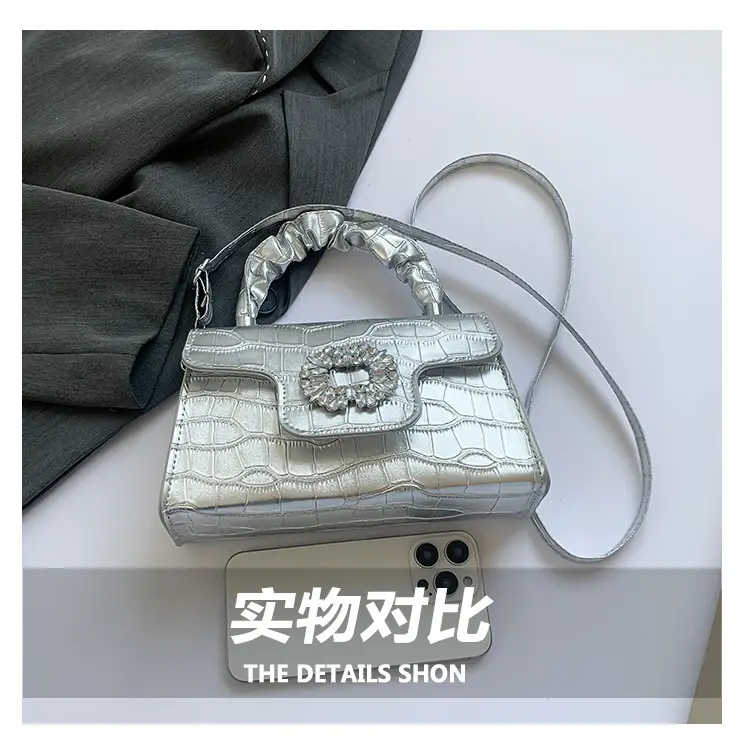 Golden Pleated Diamond Handbag for Women — feature 6