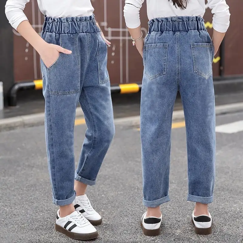 Large pocket trousers