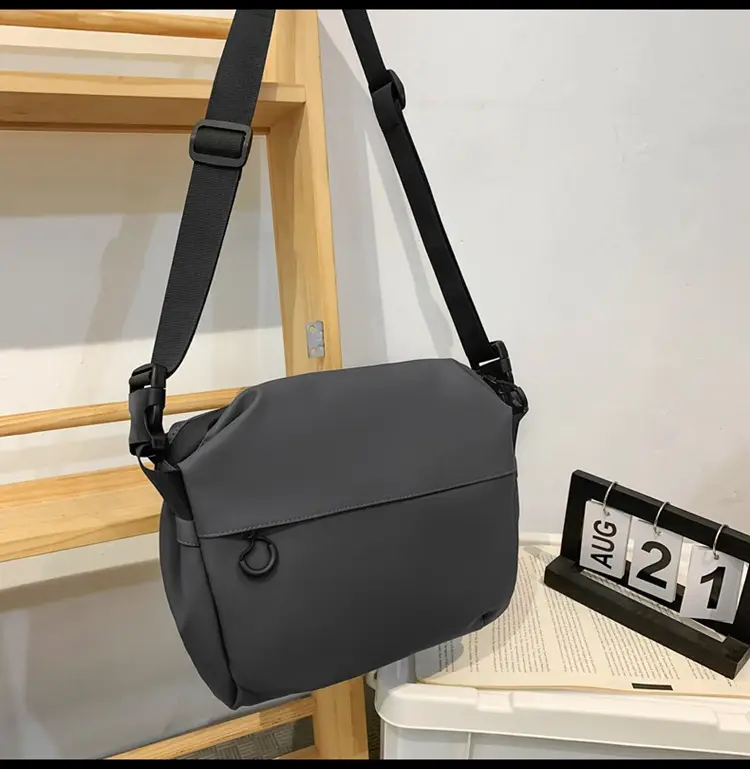 Men's Black Satchel Crossbody Bag 2024 — feature 27