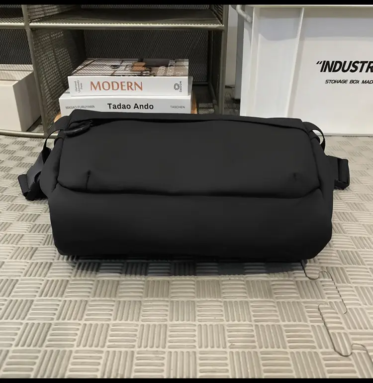 Men's Black Satchel Crossbody Bag 2024 — feature 32