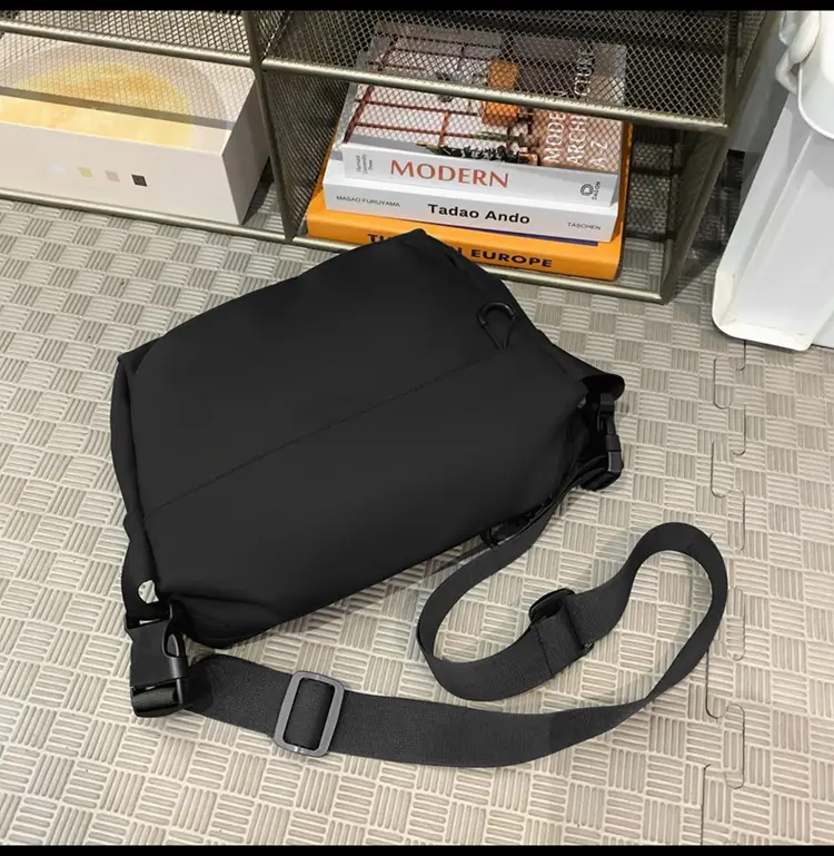 Men's Black Satchel Crossbody Bag 2024 — feature 33