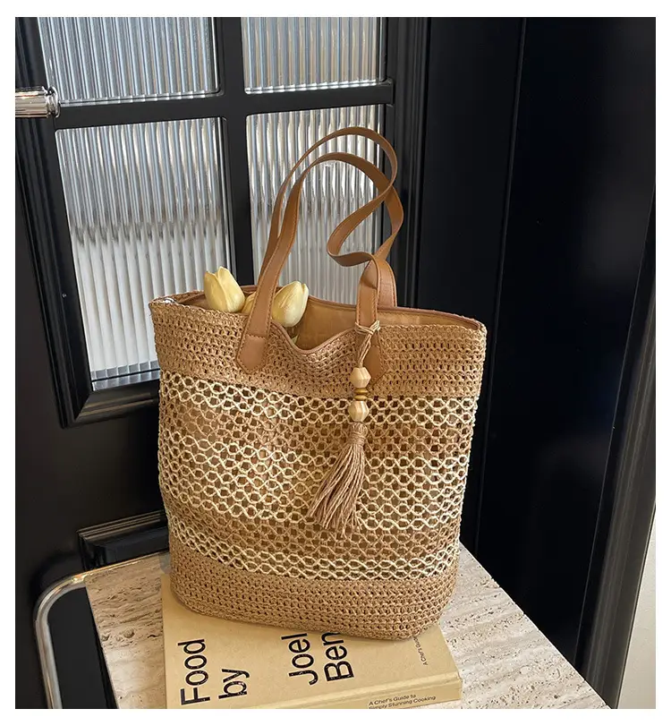 Women Straw Woven Beach Bag Large Capacity Tote Bucket — feature 10