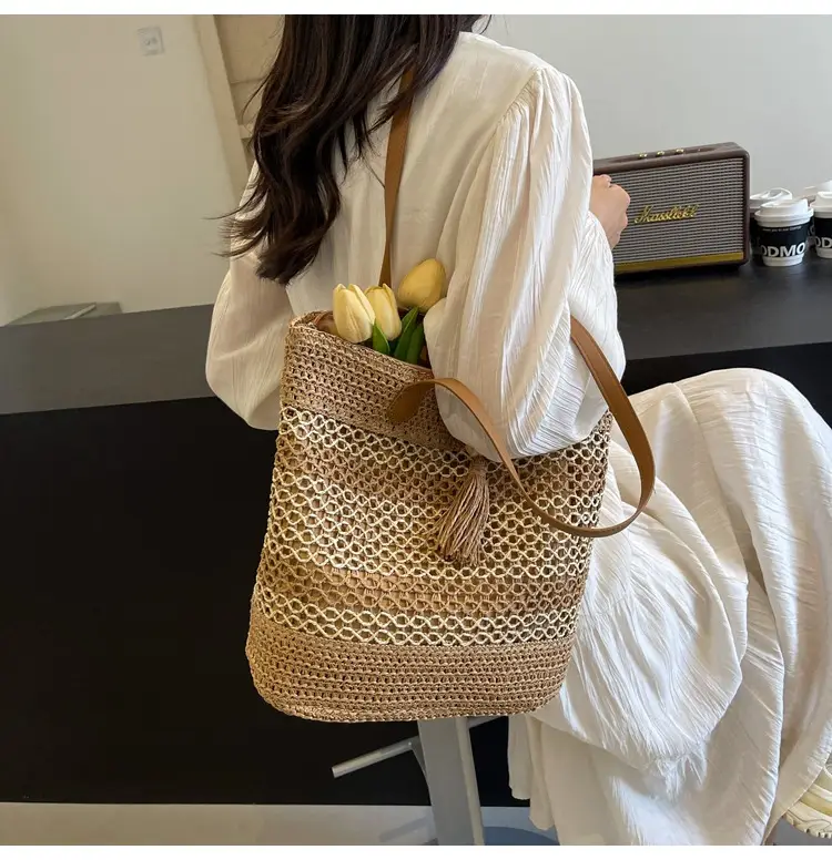 Women Straw Woven Beach Bag Large Capacity Tote Bucket — feature 19