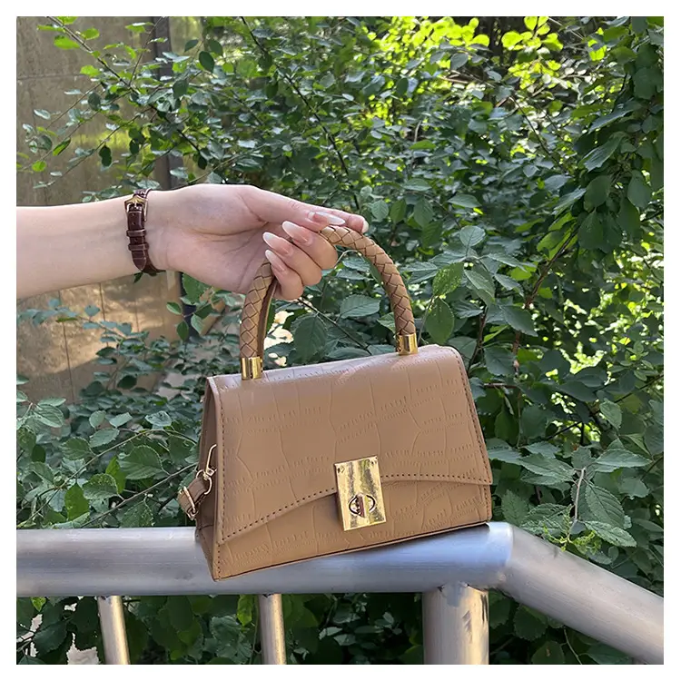 Women Retro Textured Shoulder Crossbody Bags 2026 Spring Summer — feature 15