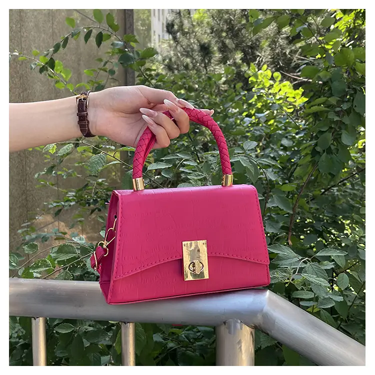 Women Retro Textured Shoulder Crossbody Bags 2026 Spring Summer — feature 20