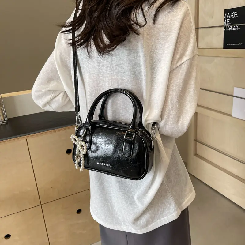 Women's Pearl Embellished Shoulder Bag White 2024 - Image 2