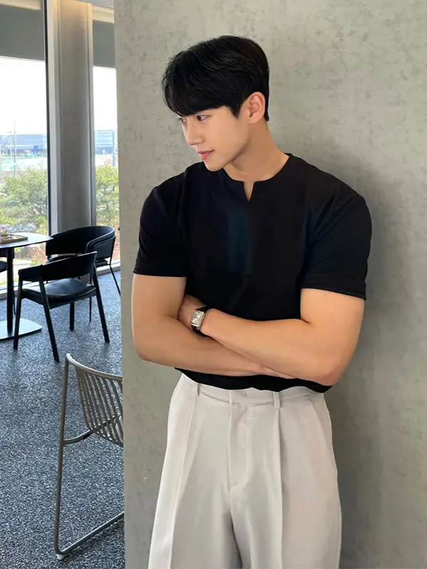 Men's Black Half Zip Polo Shirt Loose Fit Summer Wear - Image 5