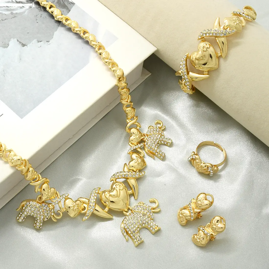 Gold Heart Chain Necklace Set for Women — feature 13