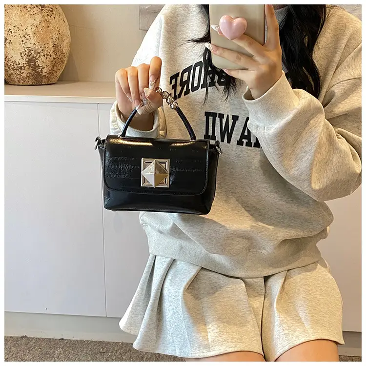 Textured Silver Square Shoulder Bag Women 2024 — feature 10