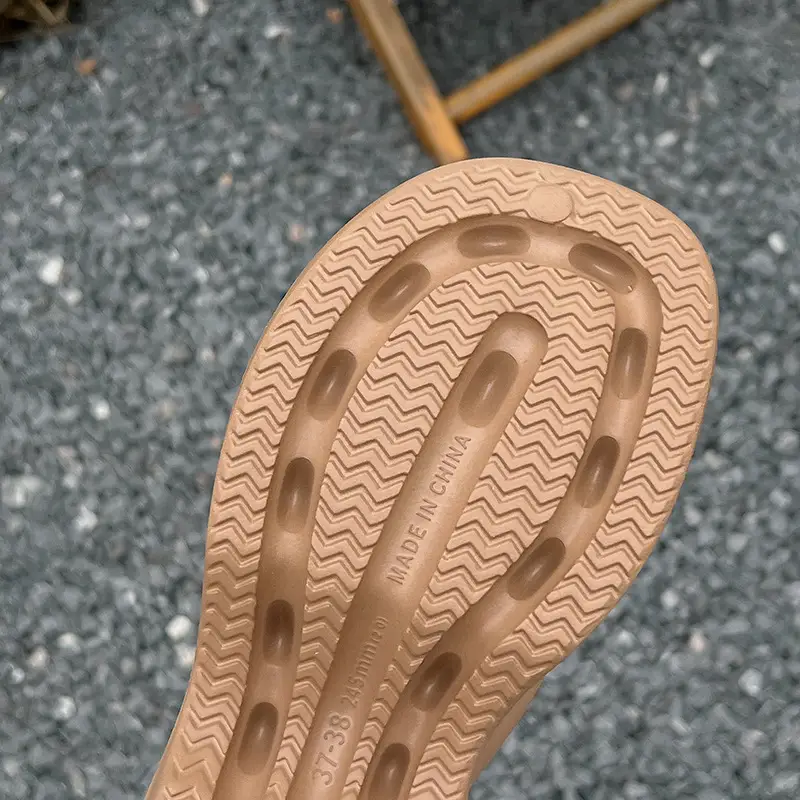 Thick Bottom Flip-Flops Women's Summer Fashion Outer Wear 2024 New High Height Beach Seaside Flip-Flops Women's High Heel