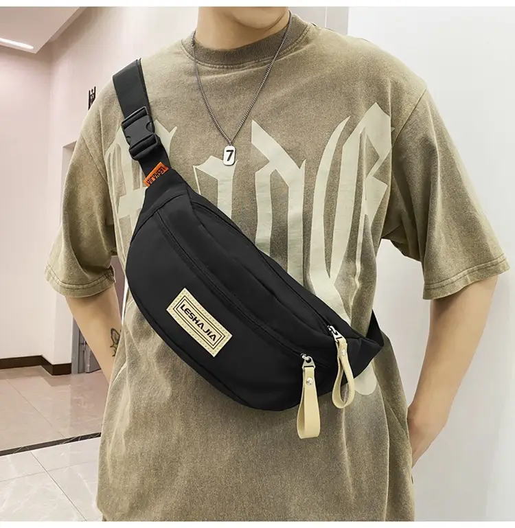 Women's Black Crossbody Shoulder Bag with Zipper Closure — feature 13