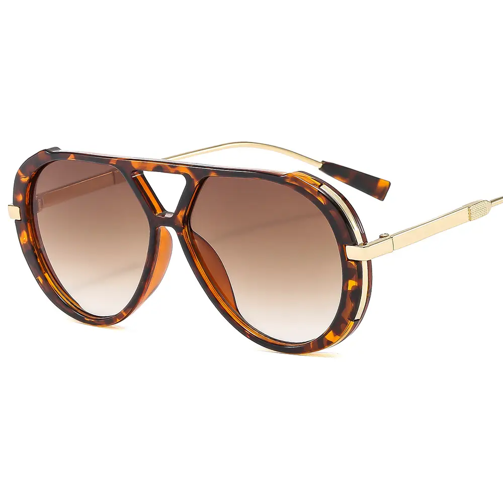 Modern White Gold Sunglasses M6152 with Gradient Shades - Image 4