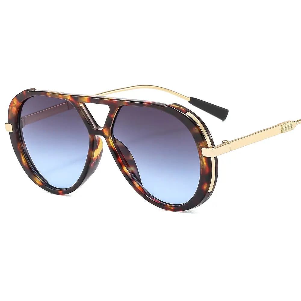 Modern White Gold Sunglasses M6152 with Gradient Shades - Image 6