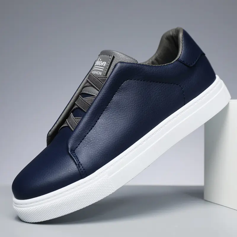 Cross border plus size wholesale men's fashion solid color low top skateboard shoes, comfortable non-slip durable sneaker outdoor live