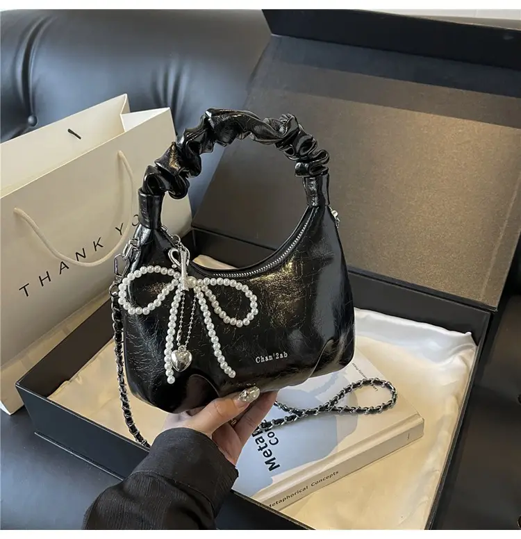 Women's 2024 Trendy Red Pearl Bow Shoulder Bag — feature 14