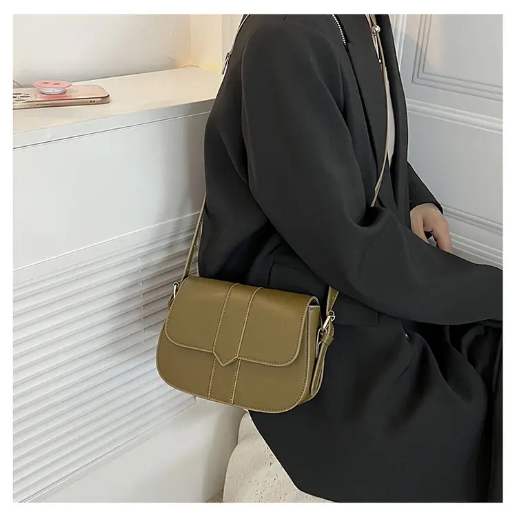 Brown Vintage Square Shoulder Bag for Women — feature 19