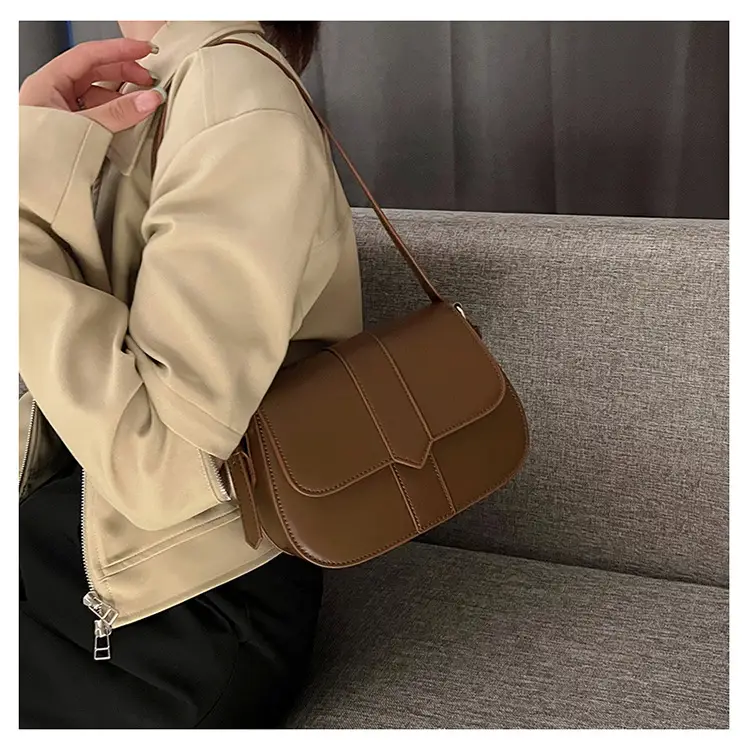 Brown Vintage Square Shoulder Bag for Women — feature 23