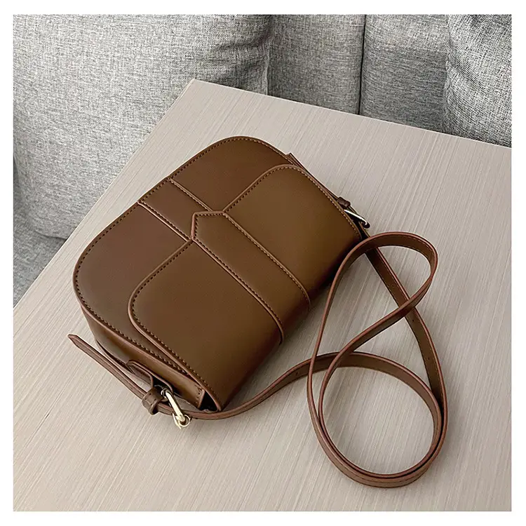 Brown Vintage Square Shoulder Bag for Women — feature 24