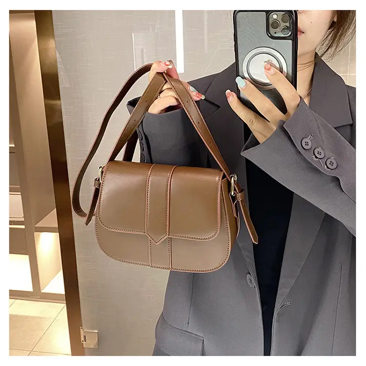 Brown Vintage Square Shoulder Bag for Women — feature 3