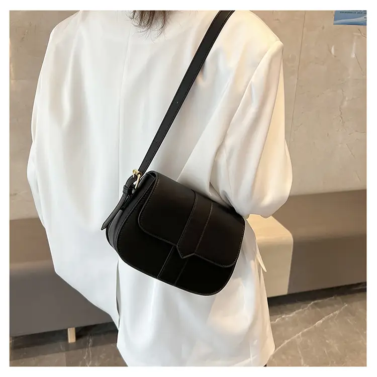 Brown Vintage Square Shoulder Bag for Women — feature 38