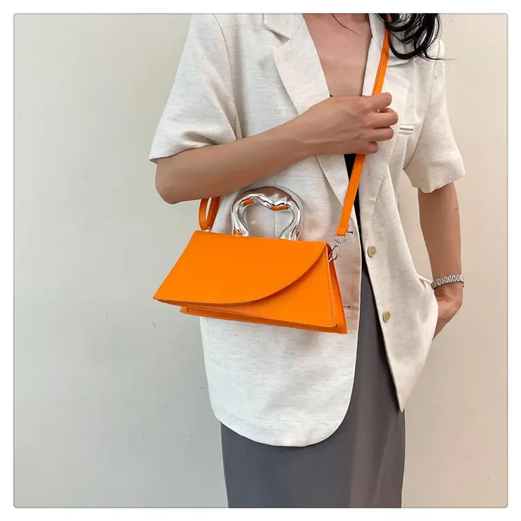 Black Korean-style Crossbody Bag for Women 2024 — feature 19