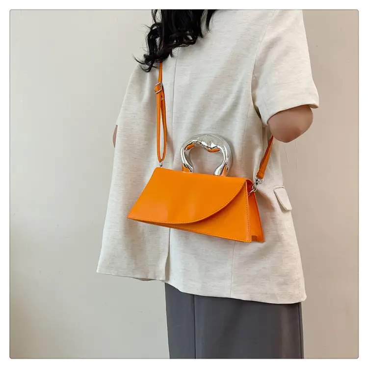 Black Korean-style Crossbody Bag for Women 2024 — feature 21