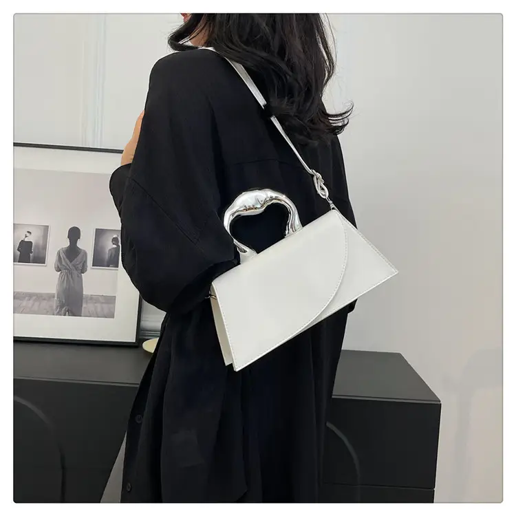 Black Korean-style Crossbody Bag for Women 2024 — feature 29