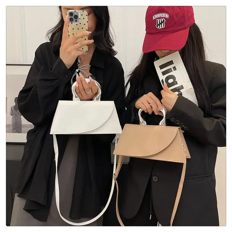 Black Korean-style Crossbody Bag for Women 2024 — feature 30