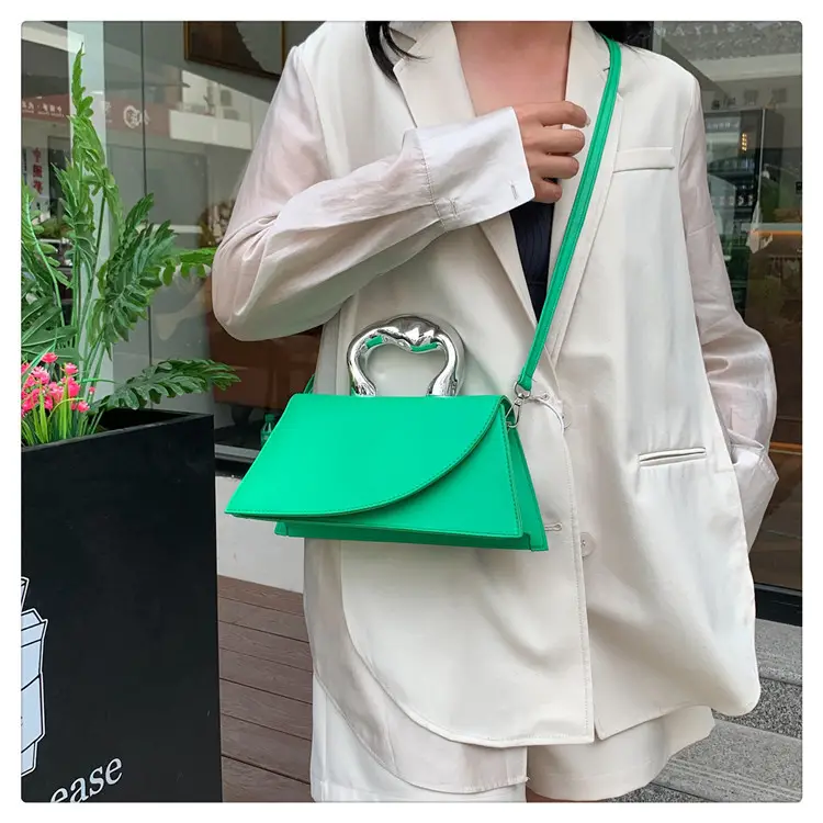 Black Korean-style Crossbody Bag for Women 2024 — feature 33
