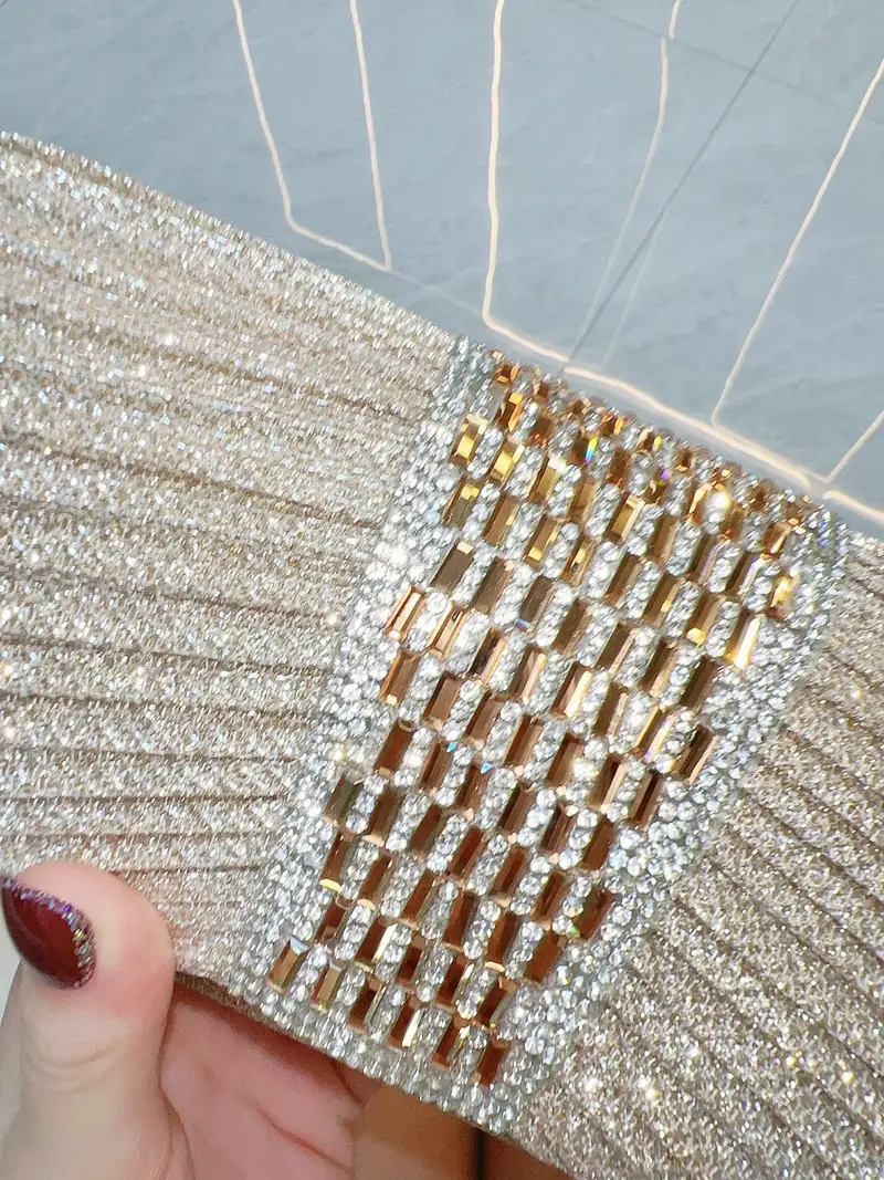 Diamond-encrusted Women's Rhinestone Crossbody Bag - Image 8