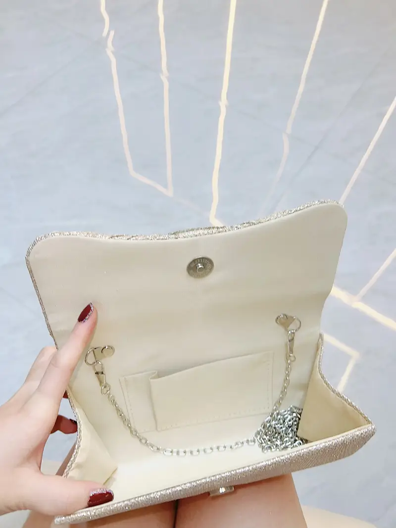 Diamond-encrusted Women's Rhinestone Crossbody Bag — feature 6
