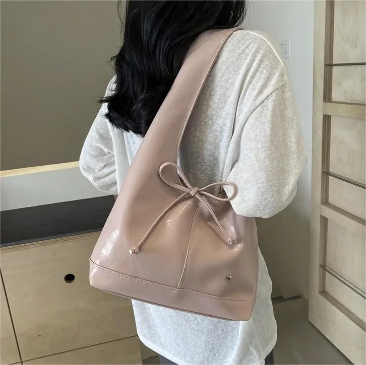 Pink Korean Style Shoulder Bag with Bow Detail - Image 6