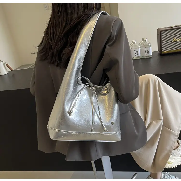 Pink Korean Style Shoulder Bag with Bow Detail — feature 14
