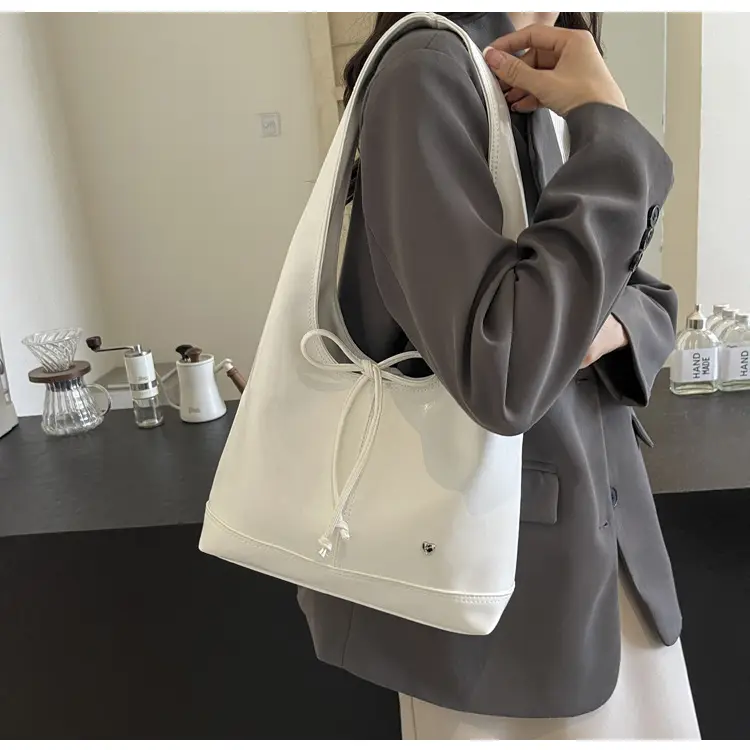 Pink Korean Style Shoulder Bag with Bow Detail — feature 17