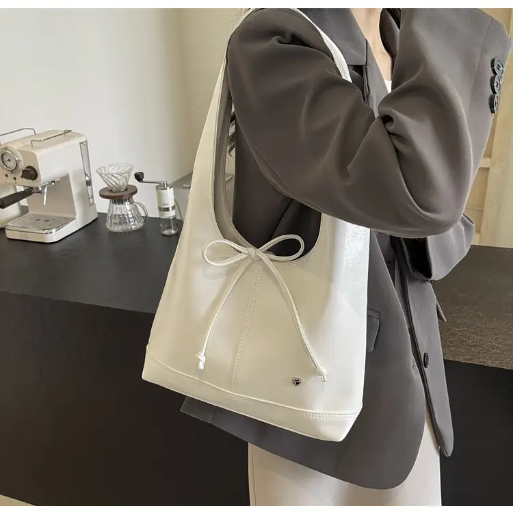 Pink Korean Style Shoulder Bag with Bow Detail — feature 20