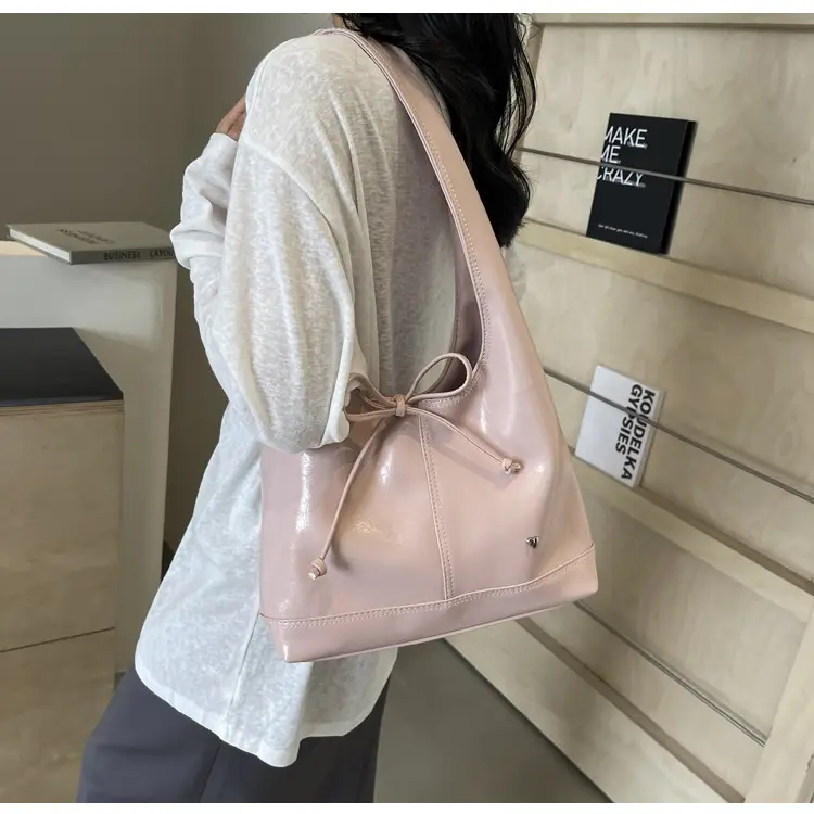 Pink Korean Style Shoulder Bag with Bow Detail — feature 26