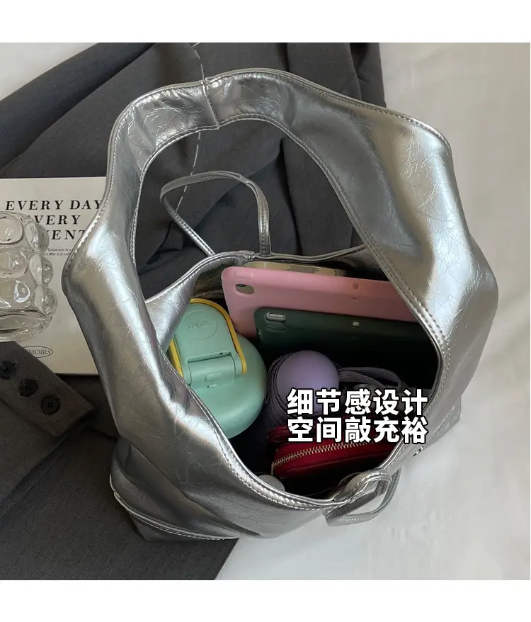 Pink Korean Style Shoulder Bag with Bow Detail — feature 7