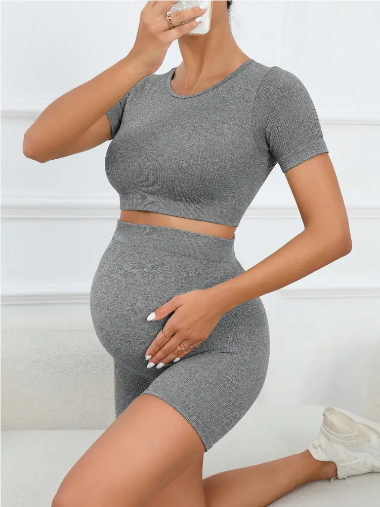 Maternity Sports Suit Peach Butt Shorts Short-Sleeved Seamless Knitted Breathable Quick-Drying Yoga Pants Maternity Yoga Clothes — feature 19