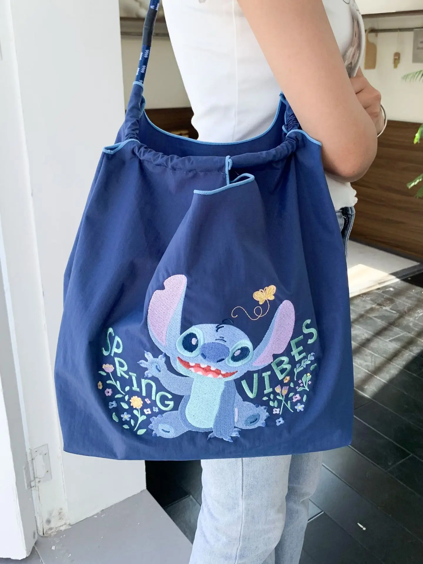 Stitch Bag Large Capacity Embroidered Nylon Women's Shoulder Bag - Image 7