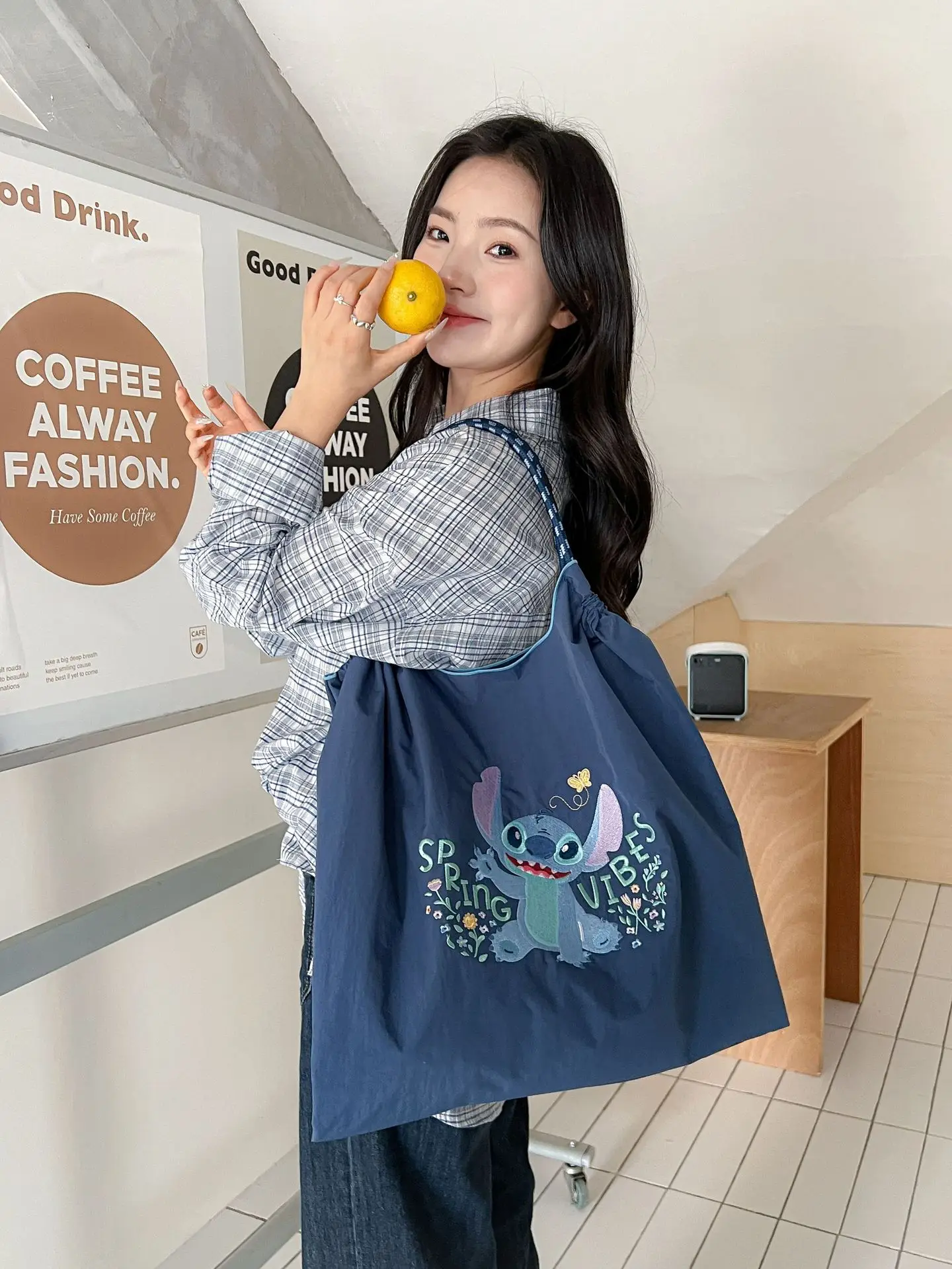 Stitch Bag Large Capacity Embroidered Nylon Women's Shoulder Bag - Image 9