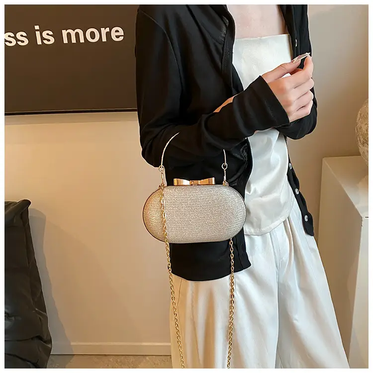 2024 New Women's Blue Textured Chain Shoulder Bag — feature 20