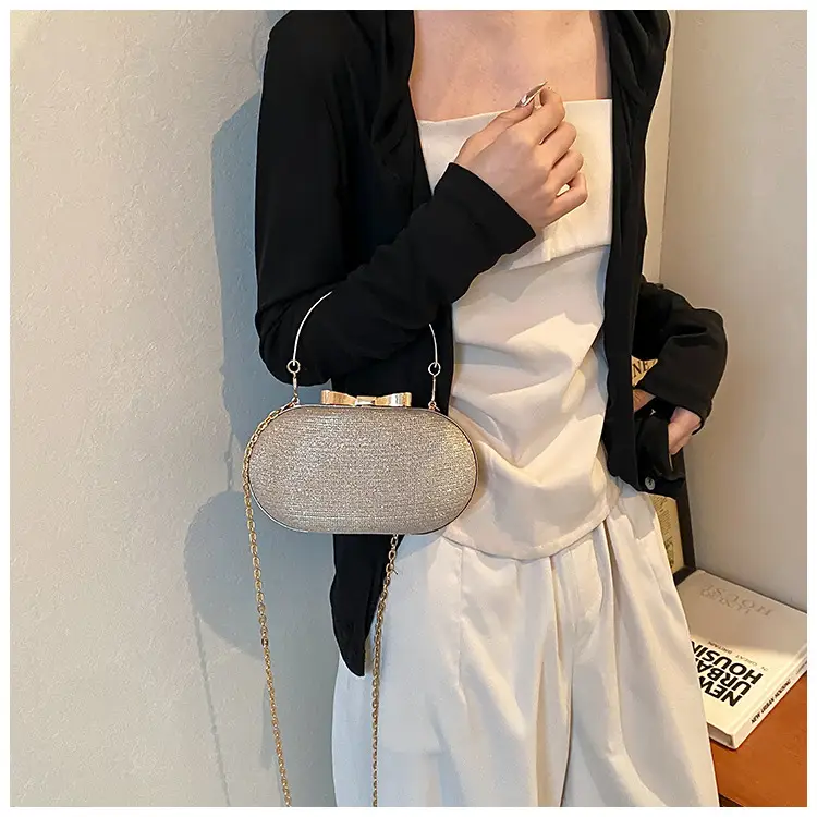 2024 New Women's Blue Textured Chain Shoulder Bag — feature 22