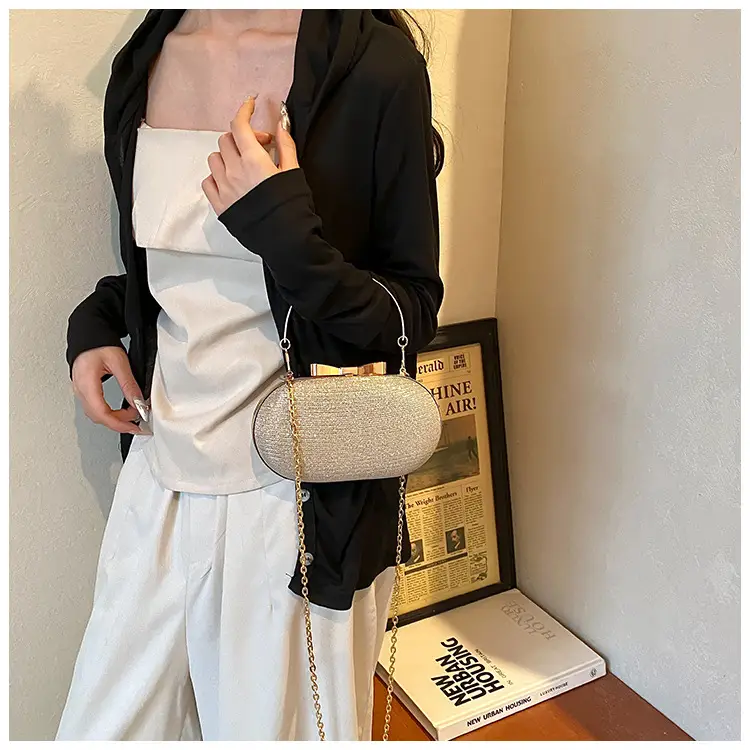 2024 New Women's Blue Textured Chain Shoulder Bag — feature 23