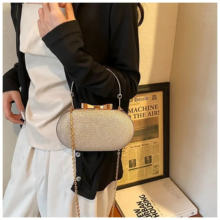 2024 New Women's Blue Textured Chain Shoulder Bag — feature 24