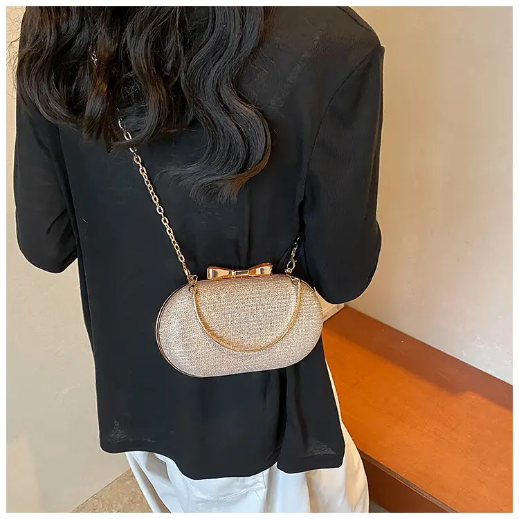 2024 New Women's Blue Textured Chain Shoulder Bag — feature 27