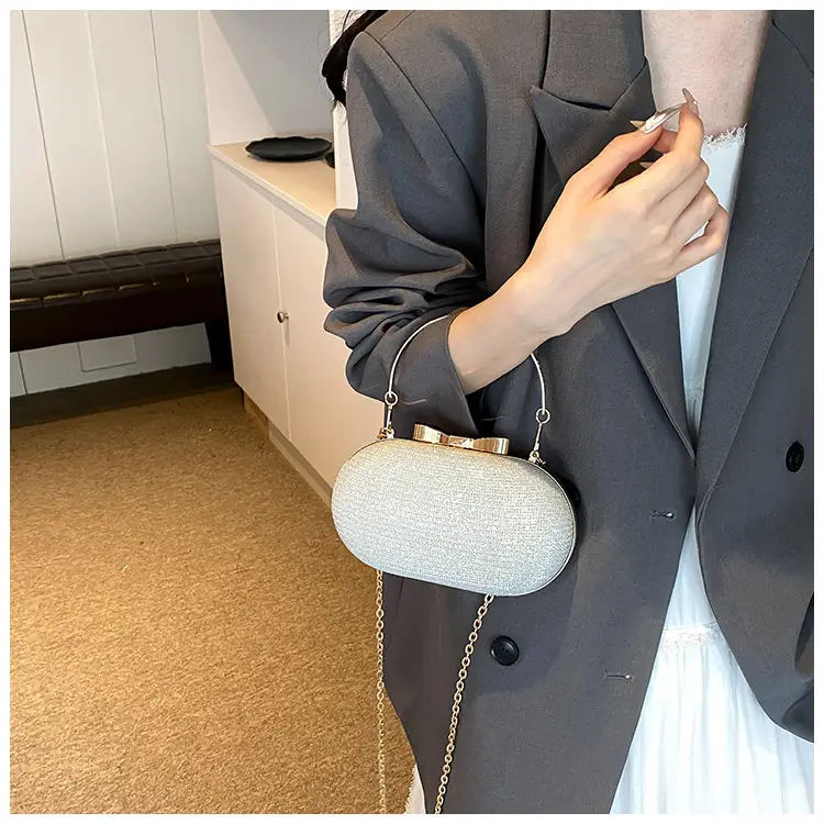 2024 New Women's Blue Textured Chain Shoulder Bag — feature 38